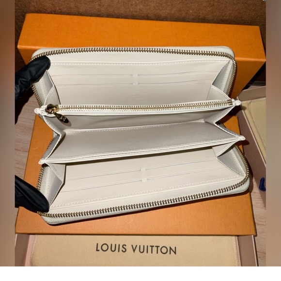 ✅AUTHENTIC BAG2ways GM BREA LOUIS VUITTON BUNDLE - Picture 14 of 16